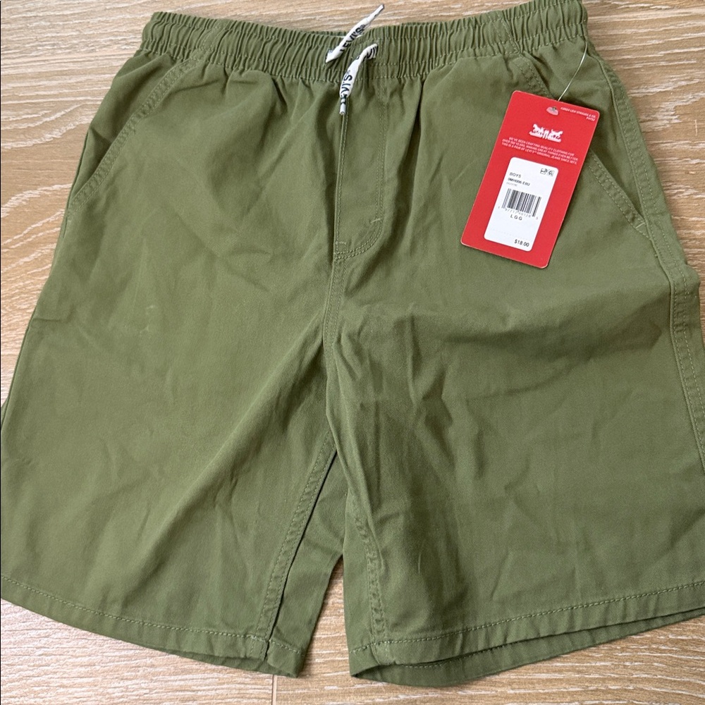 NWT Boy’s Levi's Khaki Green Casual Shorts